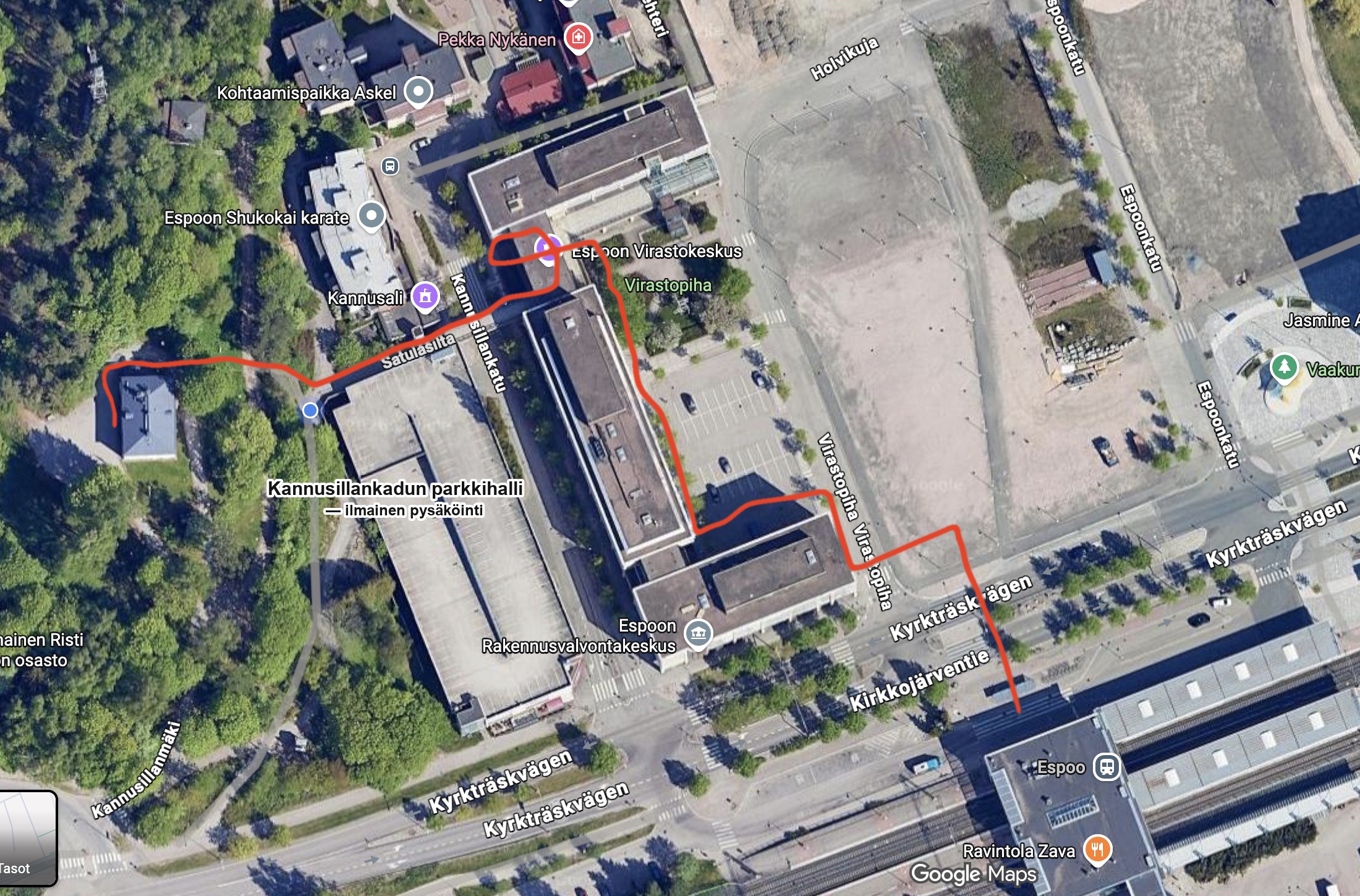 Kartta: kävelyreitti Espoon asemalta Villa Breidablickiin, työmaan kiertotie merkittynä